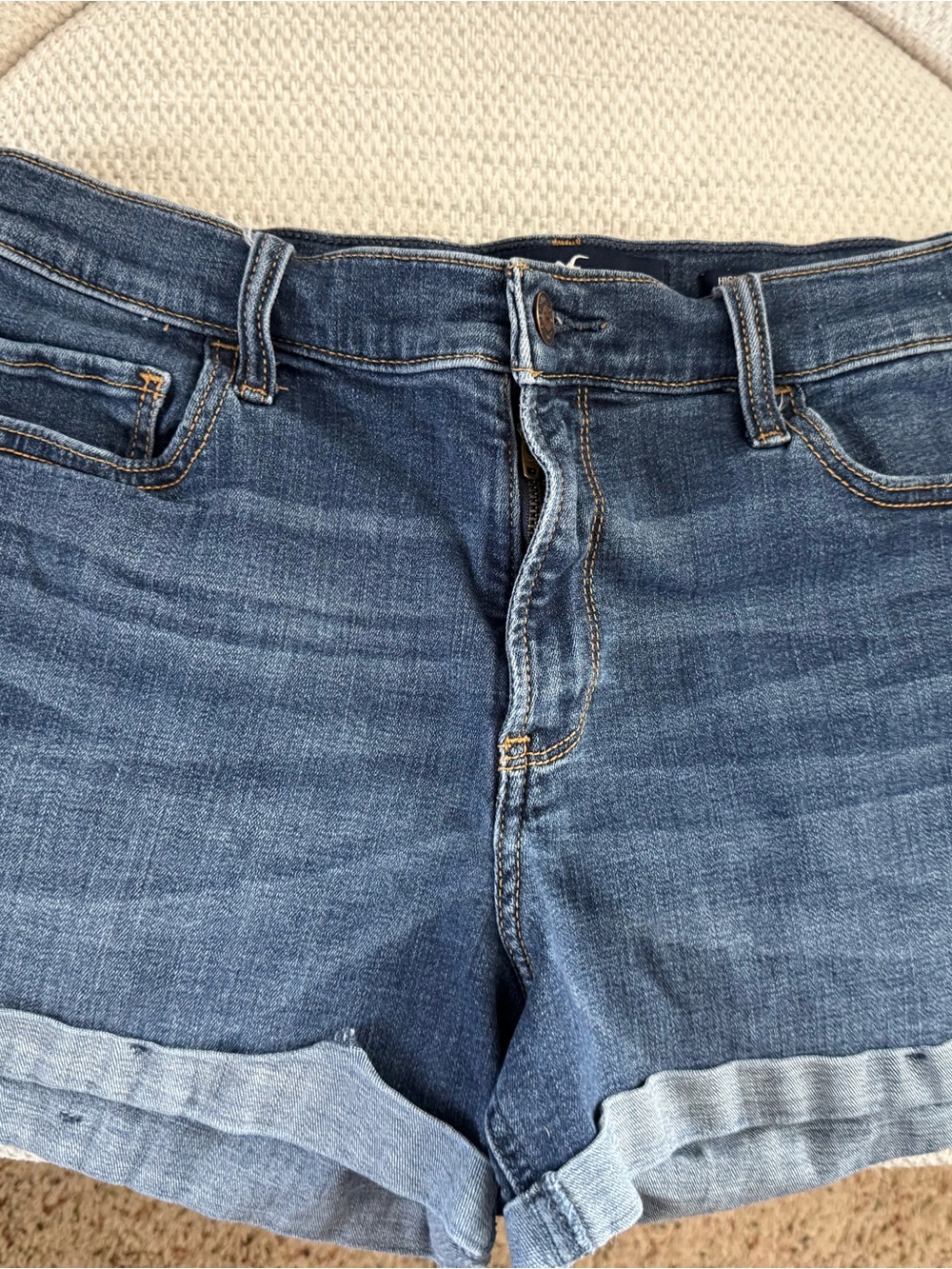 Hollister Medium Blue Denim Rolled-Hem Women’s Shorts